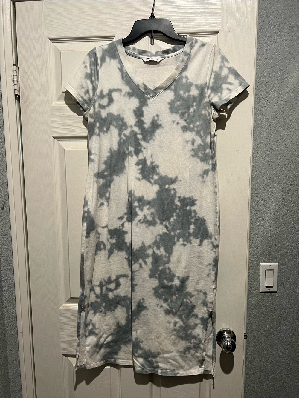 Tie-Dye V-Neck Short Sleeve Dress - blue/grey & White